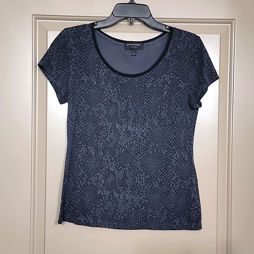 Snakeskin print tee🐍 gray/black